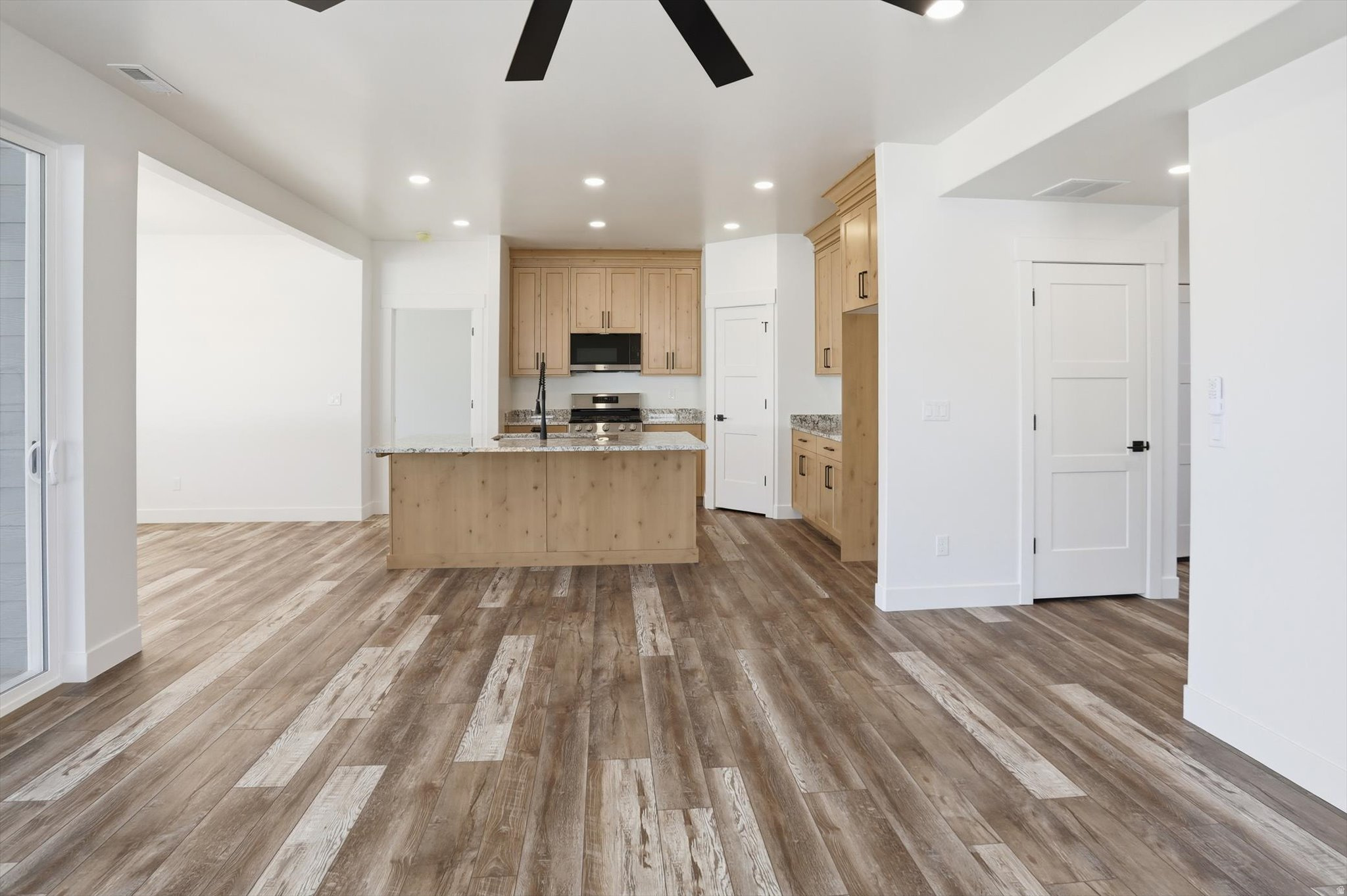 PERRY LANDING - Residential