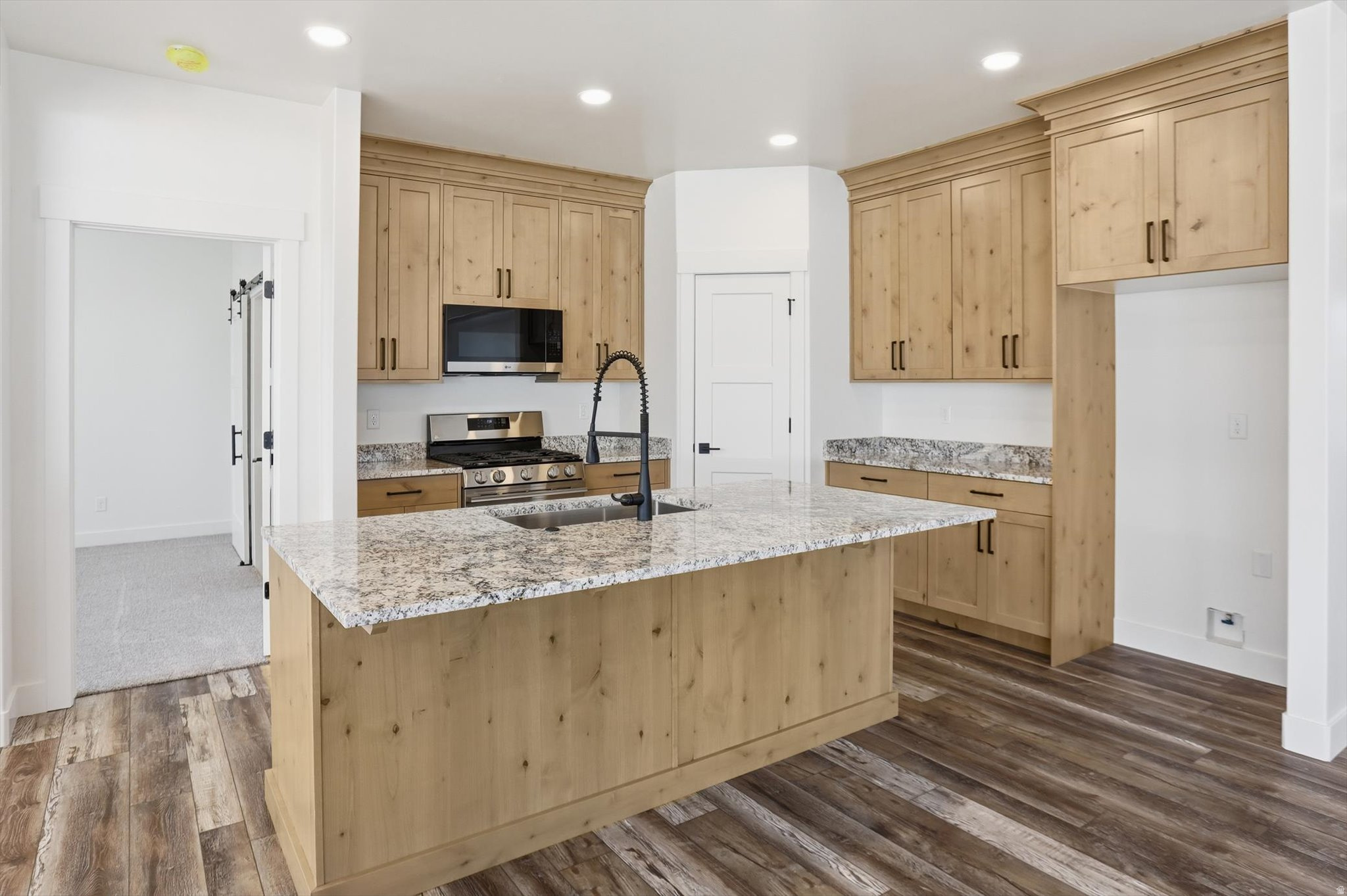 PERRY LANDING - Residential