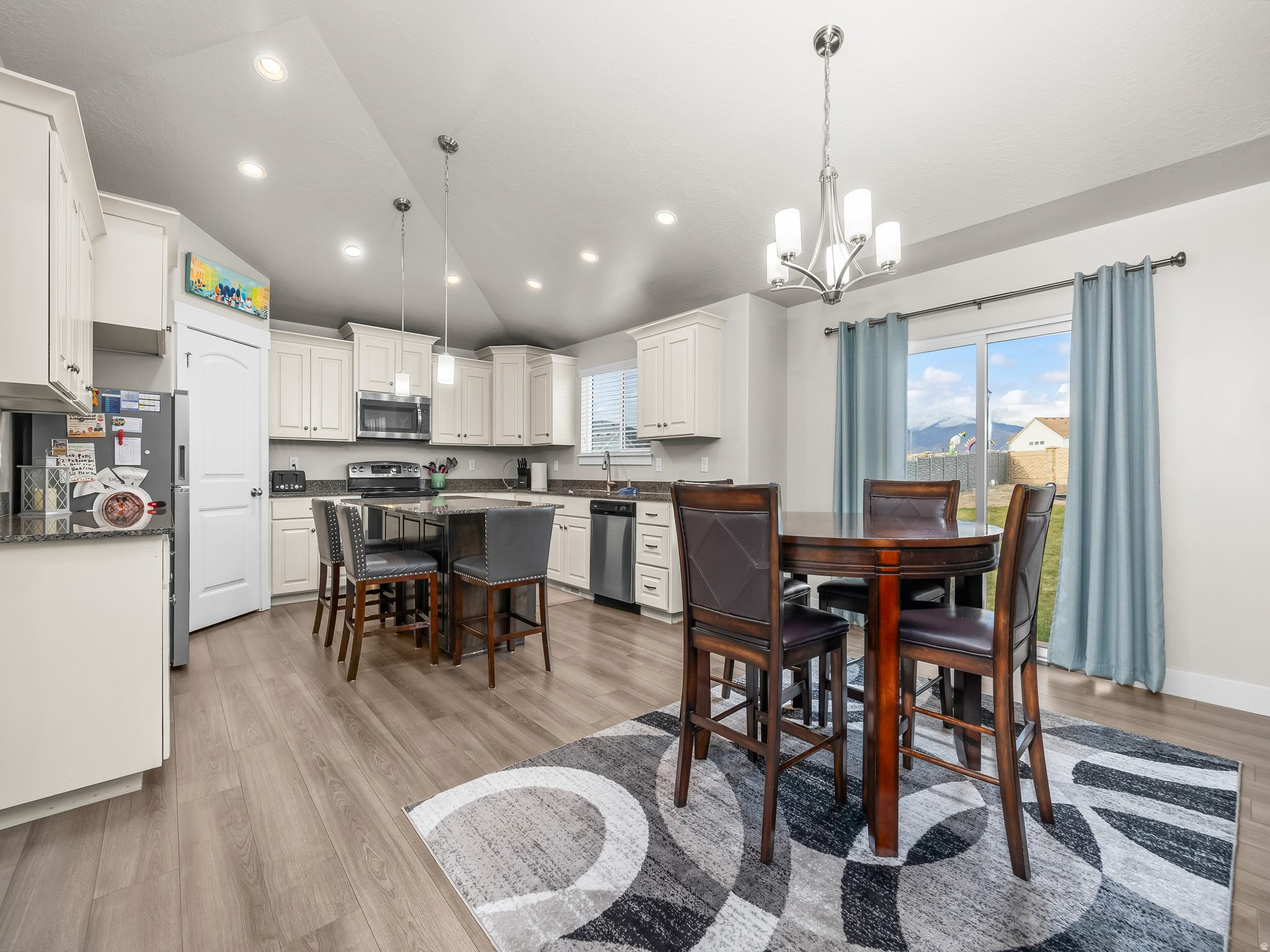 SALEM HEIGHTS - Residential