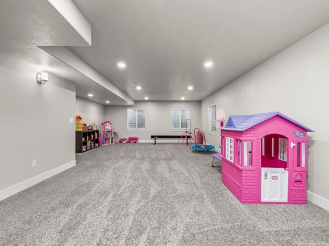 Tiny photo for 318 N 900 E, Salem, UT 84653 (MLS # 2125693)