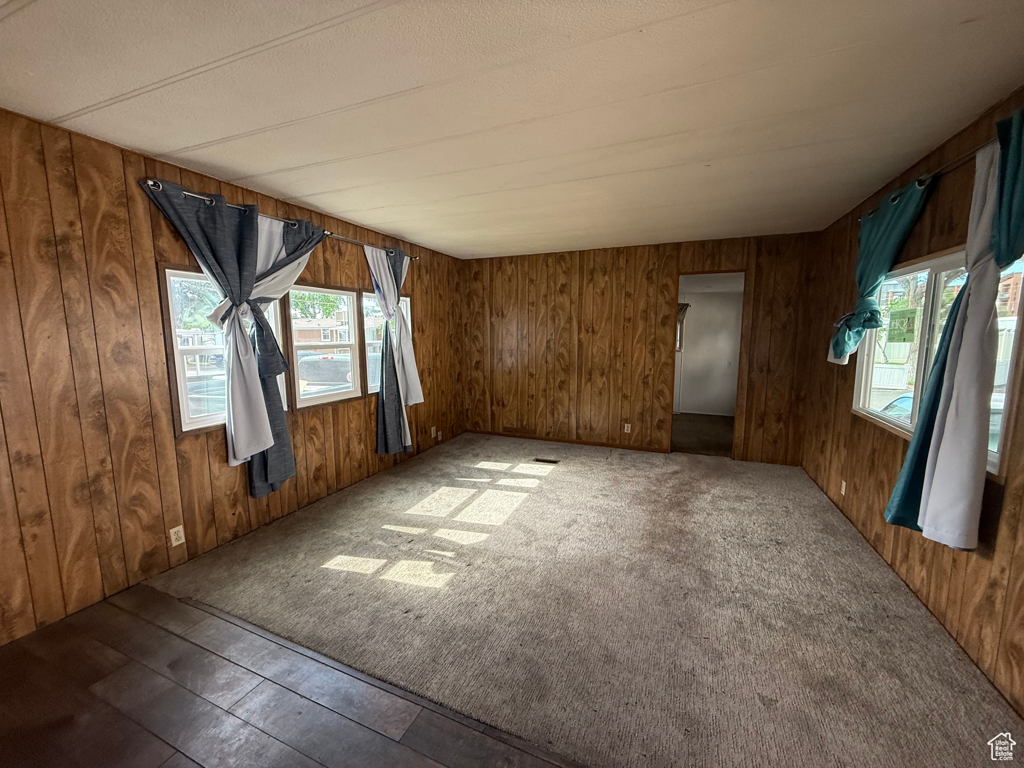 56 E Apollo Way, Sandy, Utah image 5
