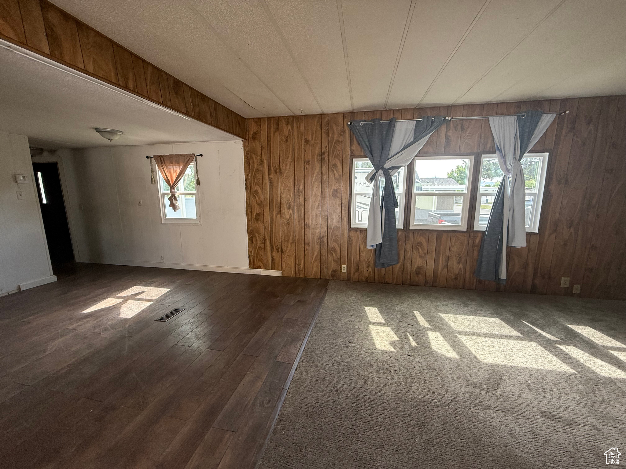 56 E Apollo Way, Sandy, Utah image 6