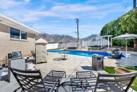 Tiny photo for 2140 E NYE CIR S, Cottonwood Heights, UT 84121 (MLS # 2143785)
