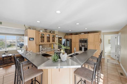 Tiny photo for 2140 E NYE CIR S, Cottonwood Heights, UT 84121 (MLS # 2143785)