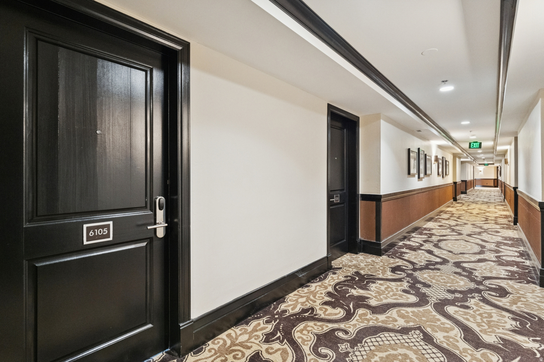 DAKOTA MOUNTAIN LODGE - Residential