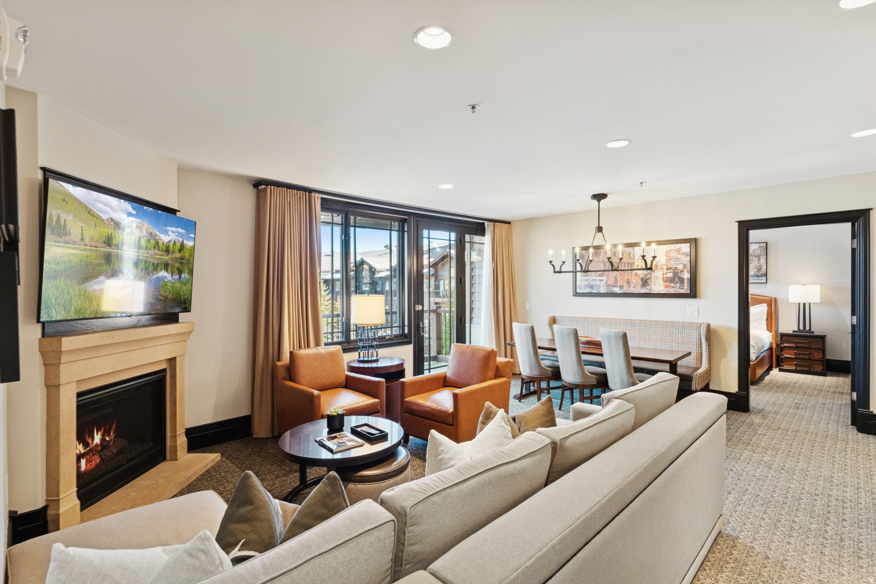 DAKOTA MOUNTAIN LODGE - Residential