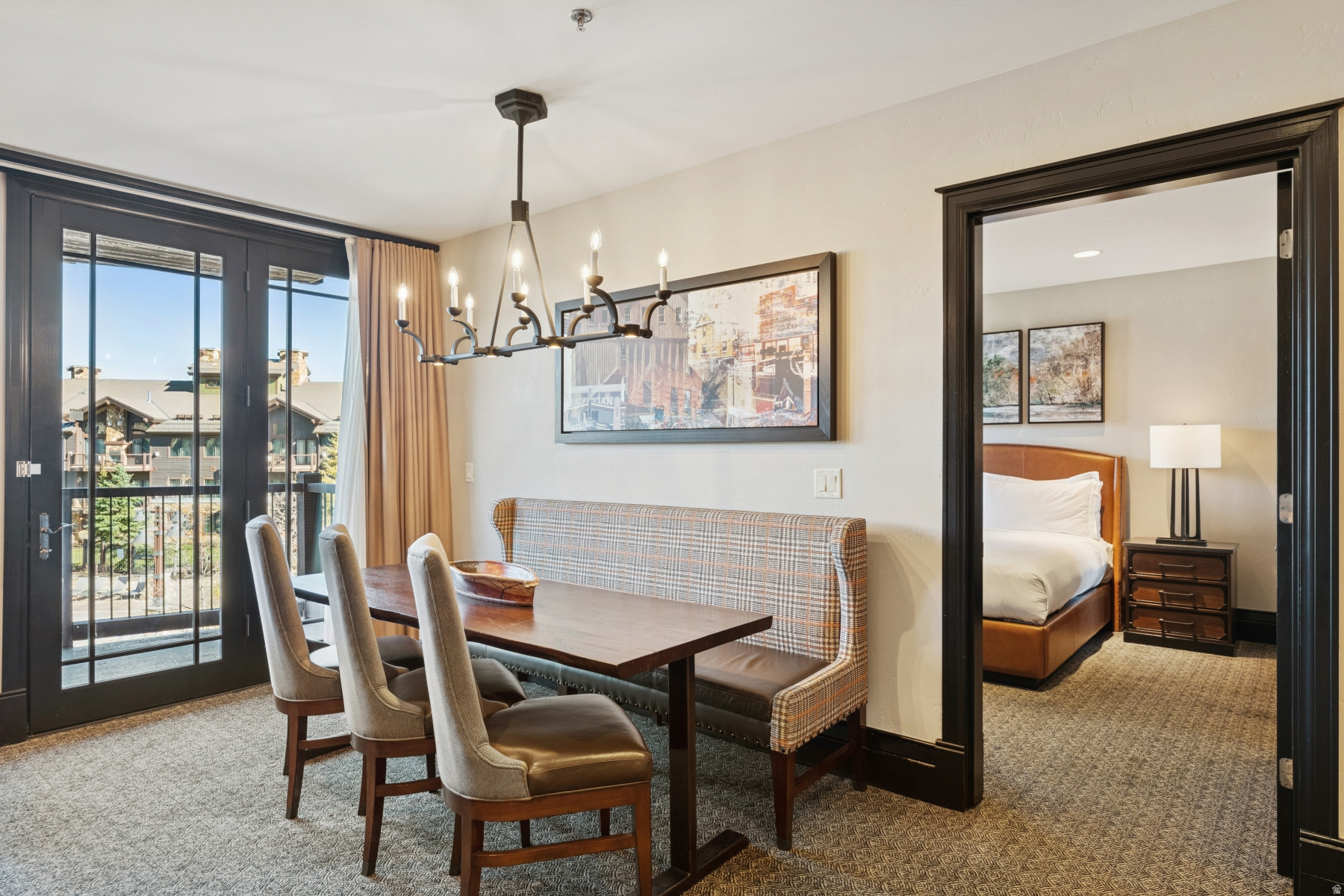 DAKOTA MOUNTAIN LODGE - Residential