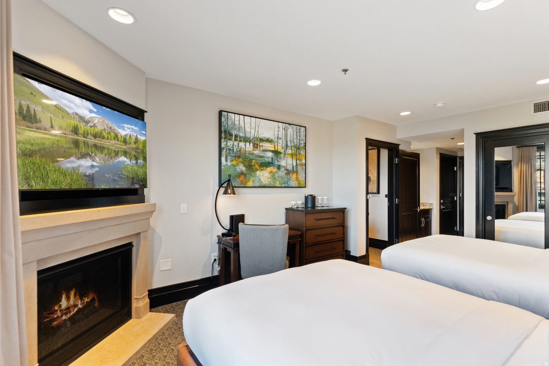 DAKOTA MOUNTAIN LODGE - Residential