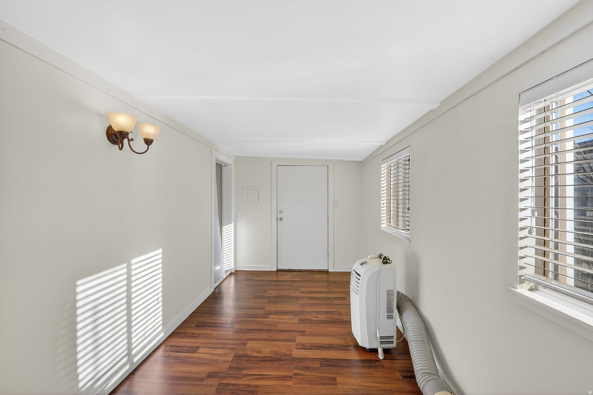 CAMELOT - Residential