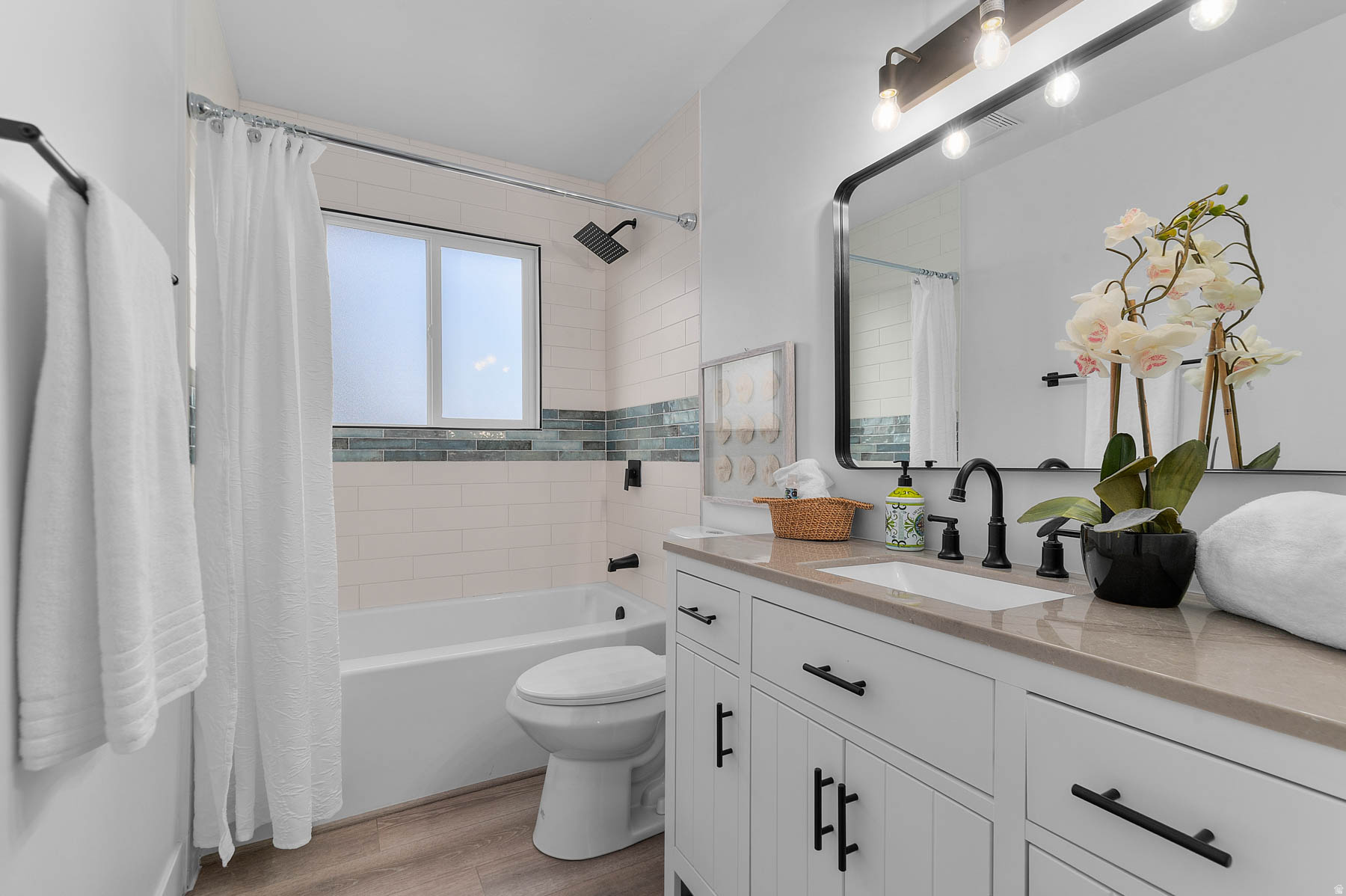 WILLOW VIEW - Residential