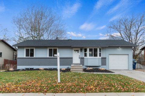 Photo of 11726 S 1000 E, Sandy, UT 84094 (MLS # 2123302)