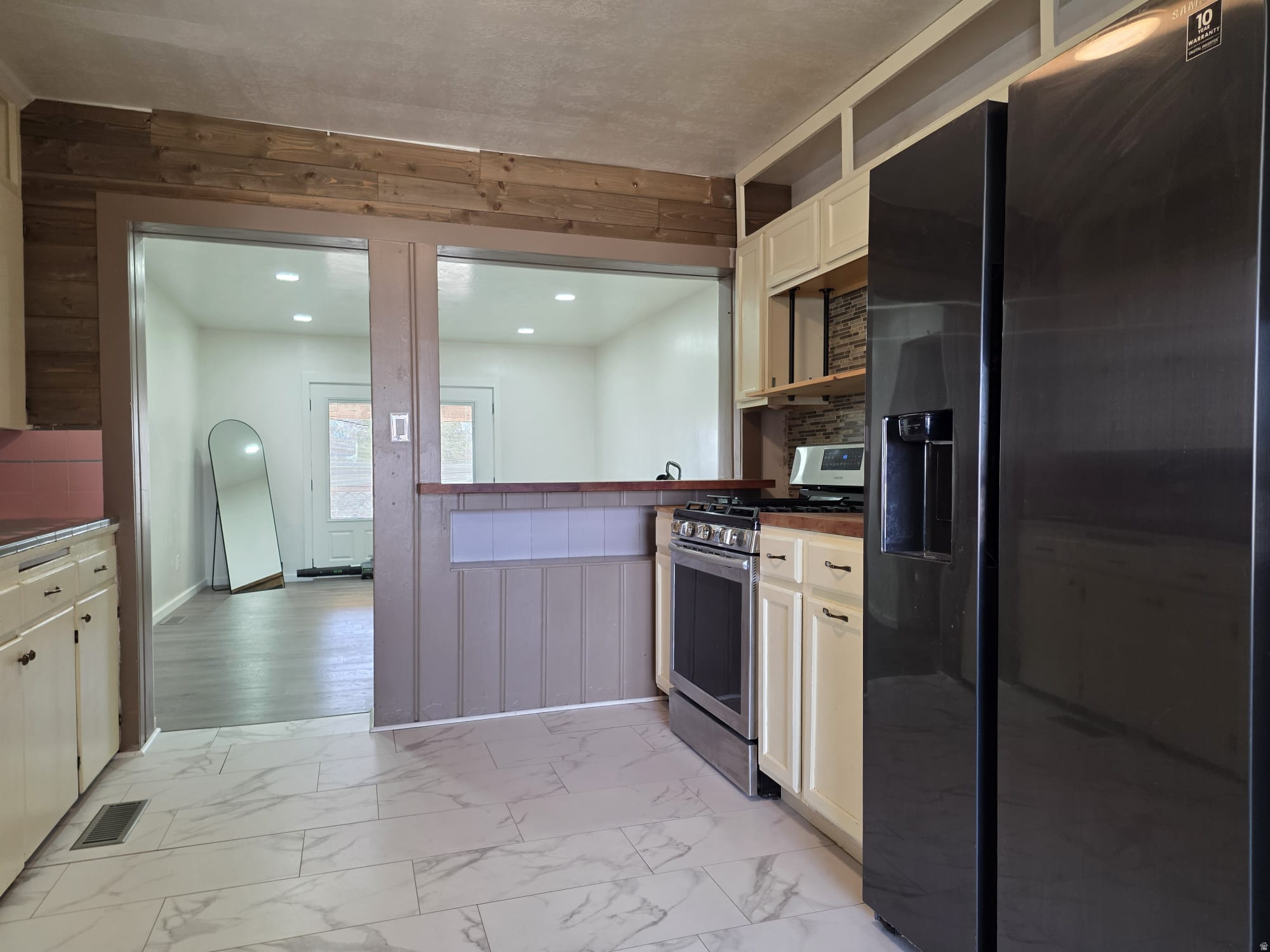 VERNAL CITY PLAT C ( - Residential