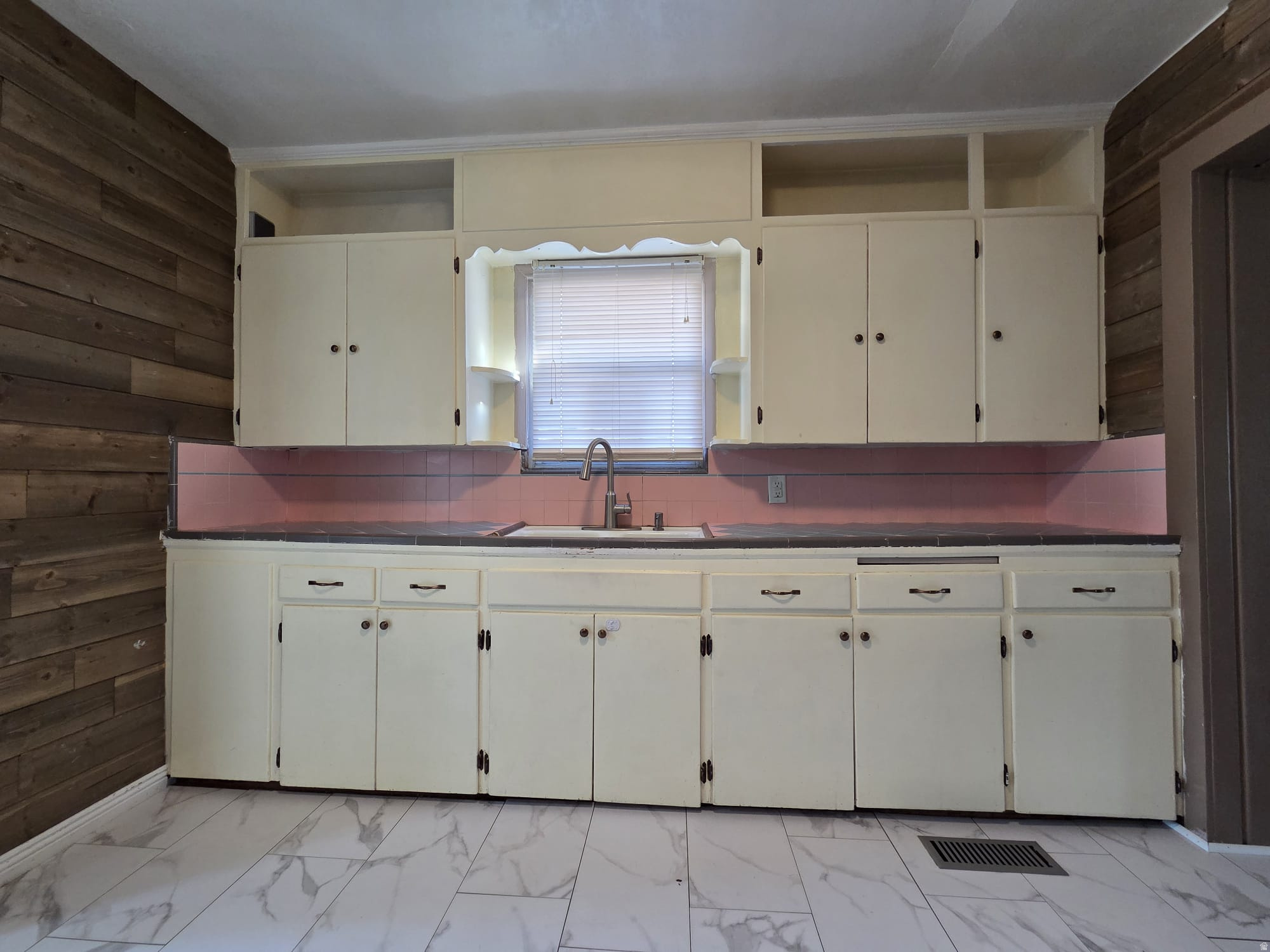 VERNAL CITY PLAT C ( - Residential