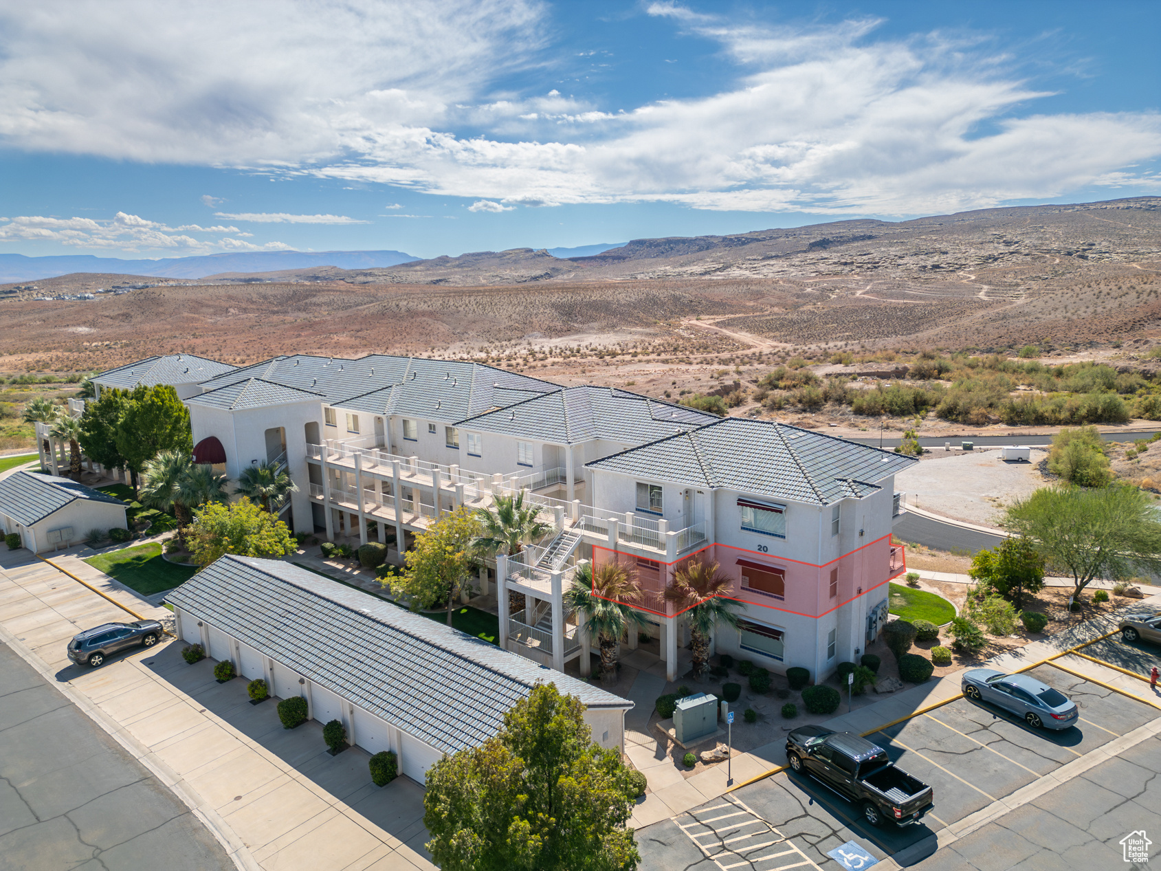 LAS PALMAS RESORT CONDO 1A - Residential