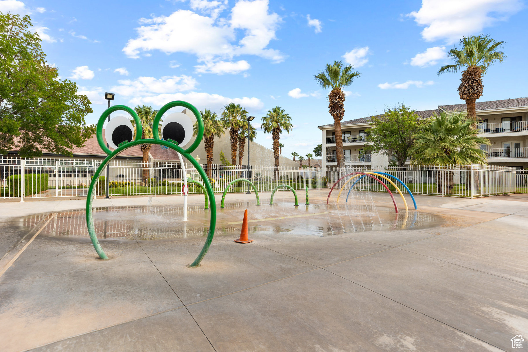 LAS PALMAS RESORT CONDO 1A - Residential