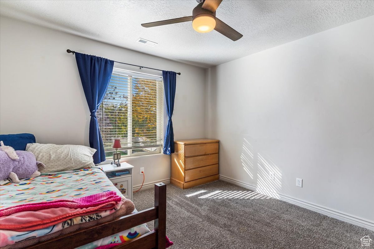 SANDY POINT TOWNHOME - Residential