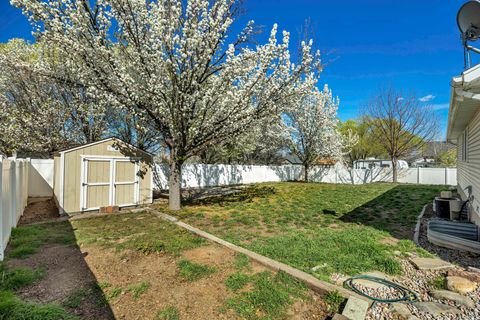 Tiny photo for 5028 W GRAND VIEW PEAK DR S, Riverton, UT 84096 (MLS # 2146504)