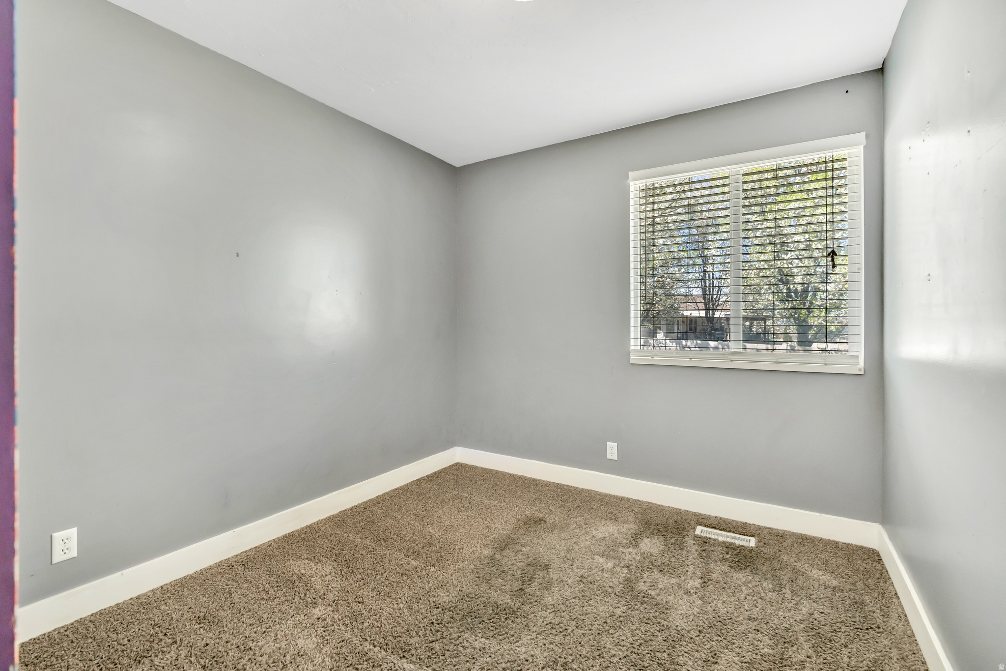 FOOTHILLS - Residential