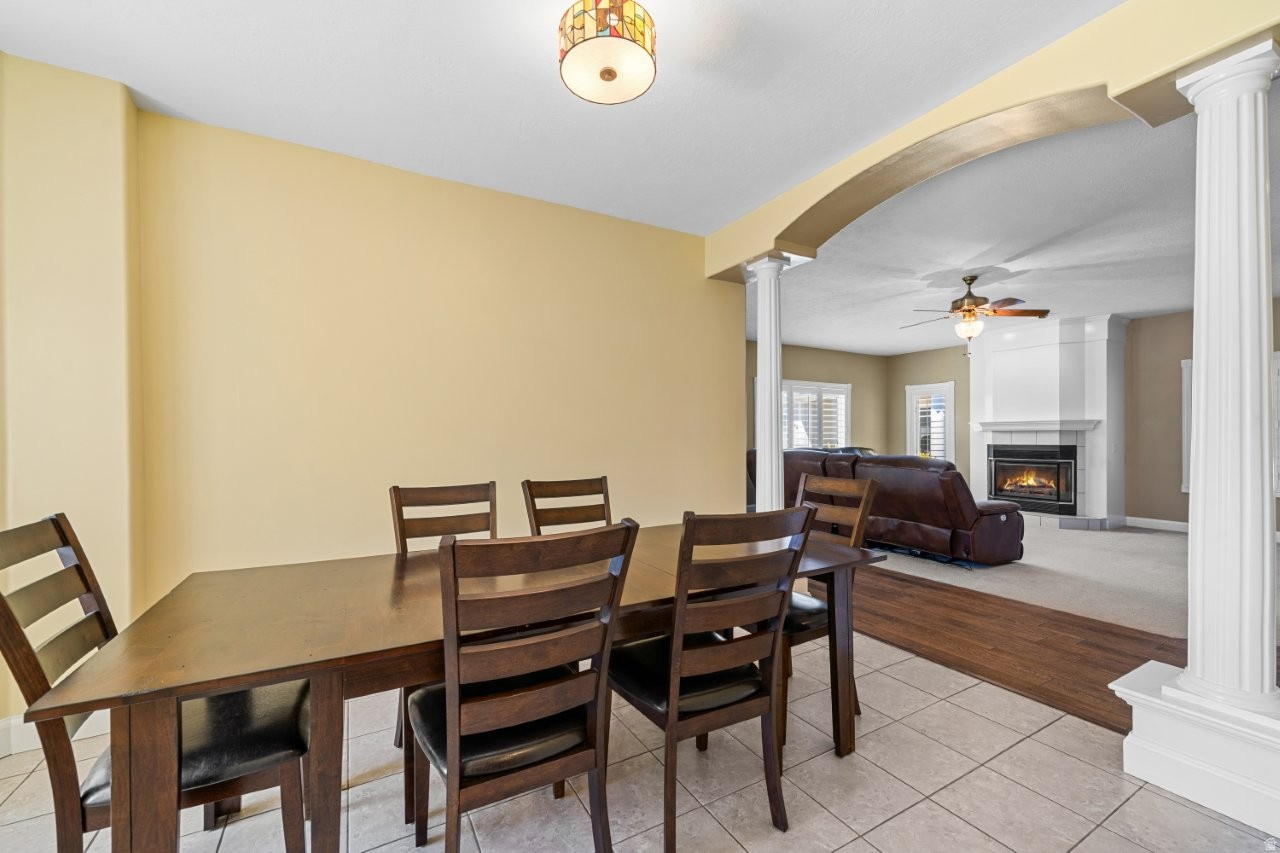 MOUNTAIN MEADOWS - Residential