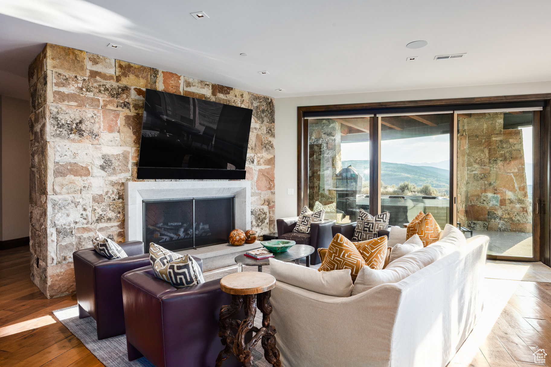 VICTORY RANCH - Residential