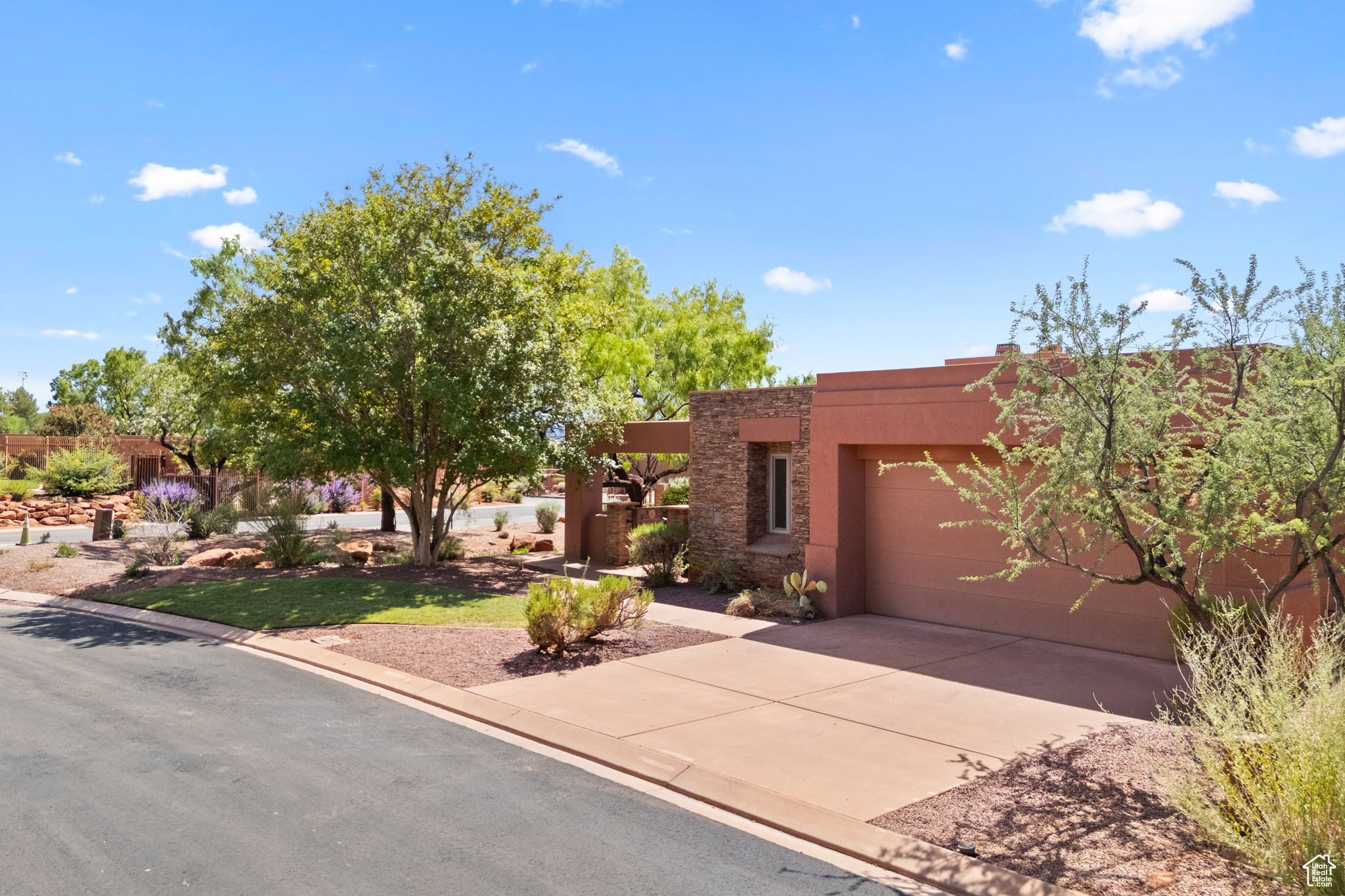 PAIUTE SPRINGS AT ENTRADA - Residential