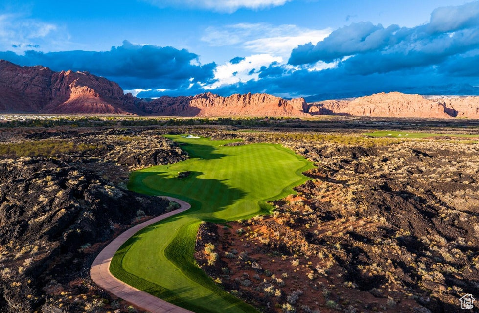 PAIUTE SPRINGS AT ENTRADA - Residential