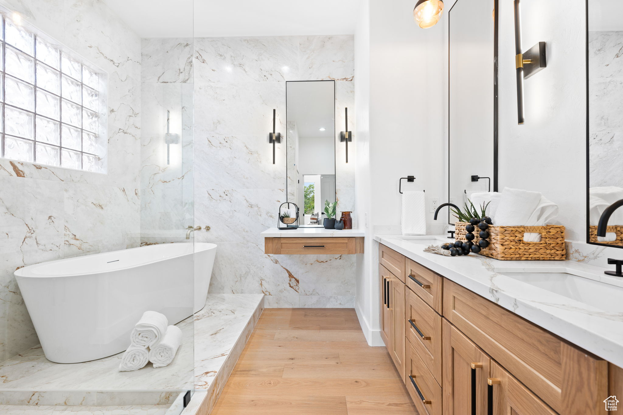 PAIUTE SPRINGS AT ENTRADA - Residential