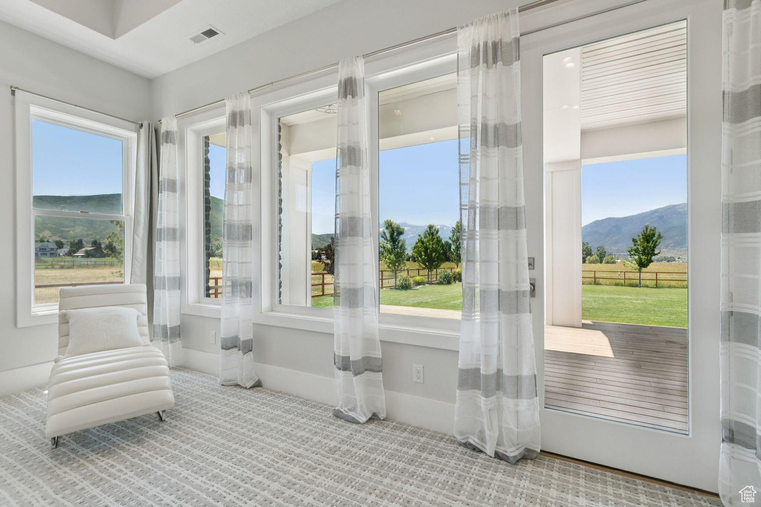 THREE FARMS ESTATES - Residential