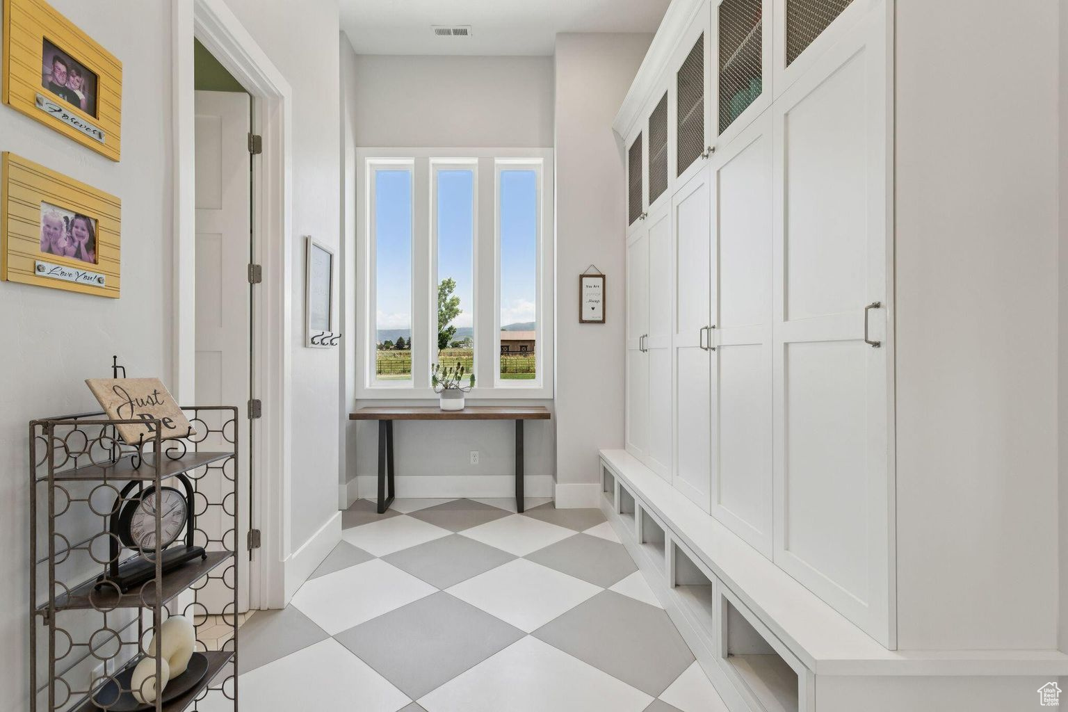 THREE FARMS ESTATES - Residential