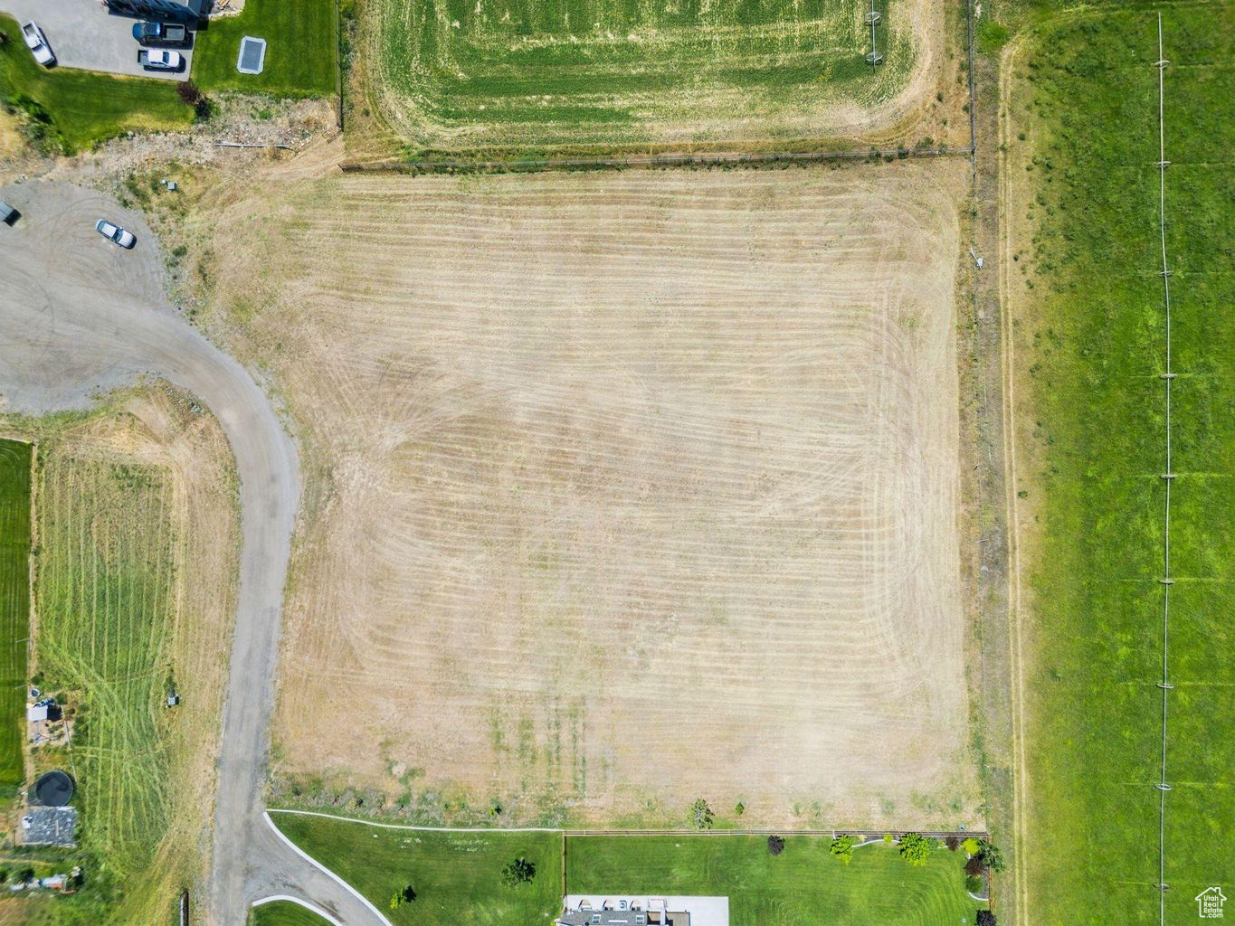 THREE FARMS ESTATES - Residential