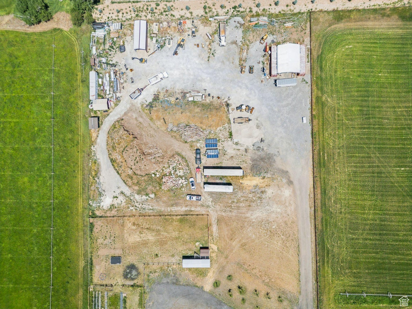 THREE FARMS ESTATES - Residential