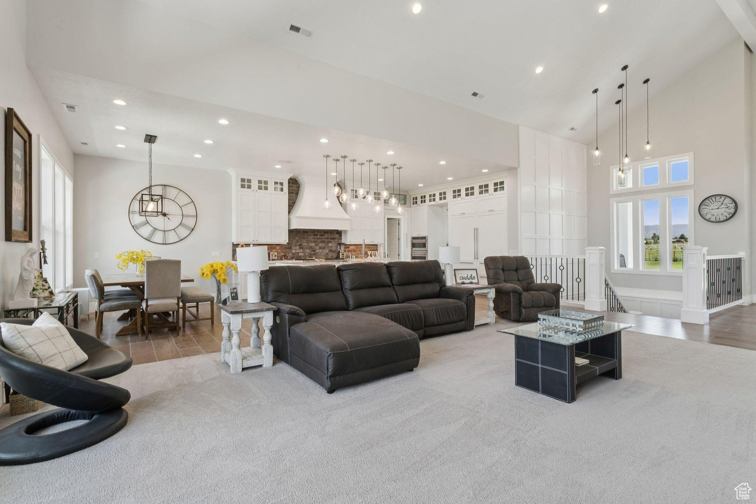 THREE FARMS ESTATES - Residential