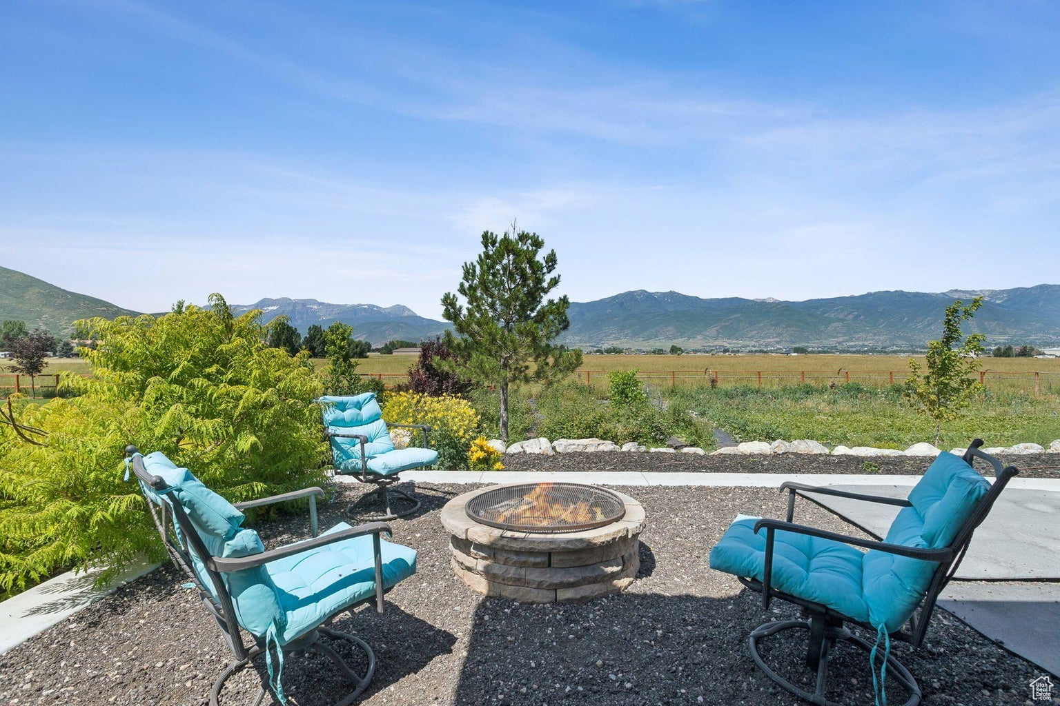 THREE FARMS ESTATES - Residential