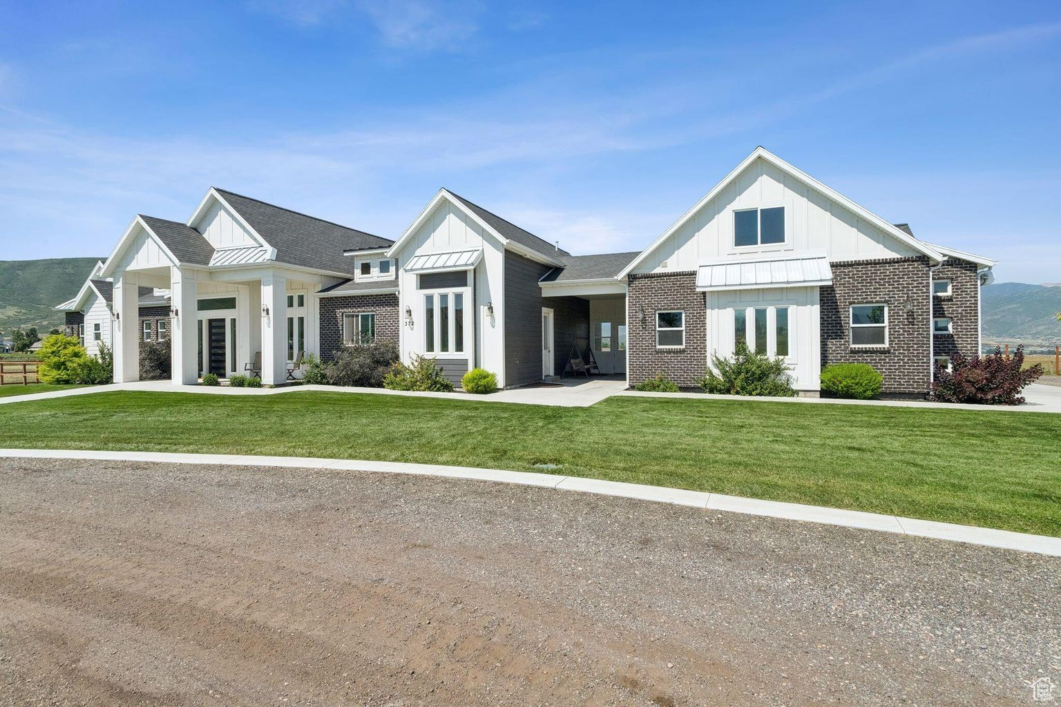 THREE FARMS ESTATES - Residential