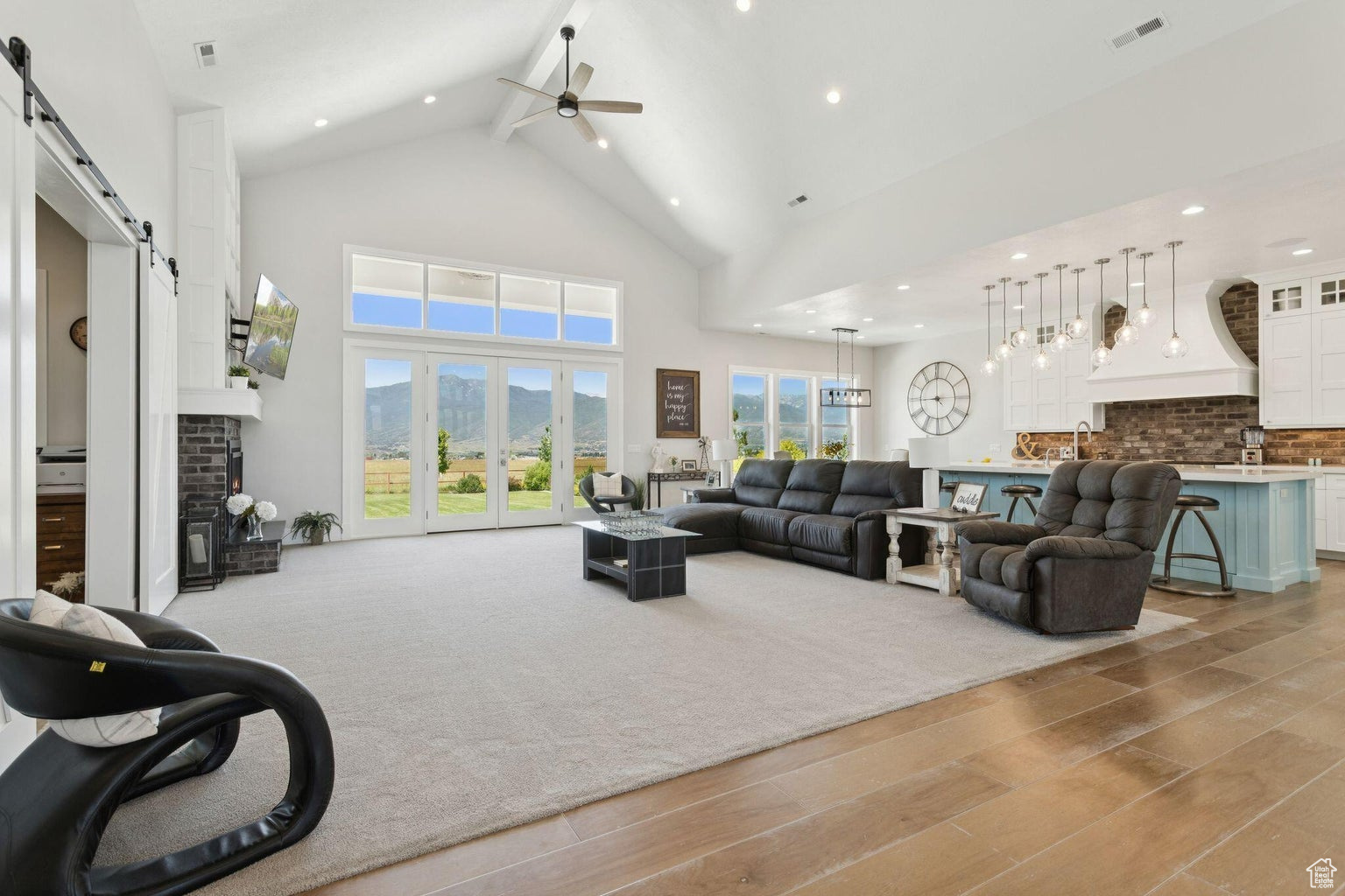 THREE FARMS ESTATES - Residential