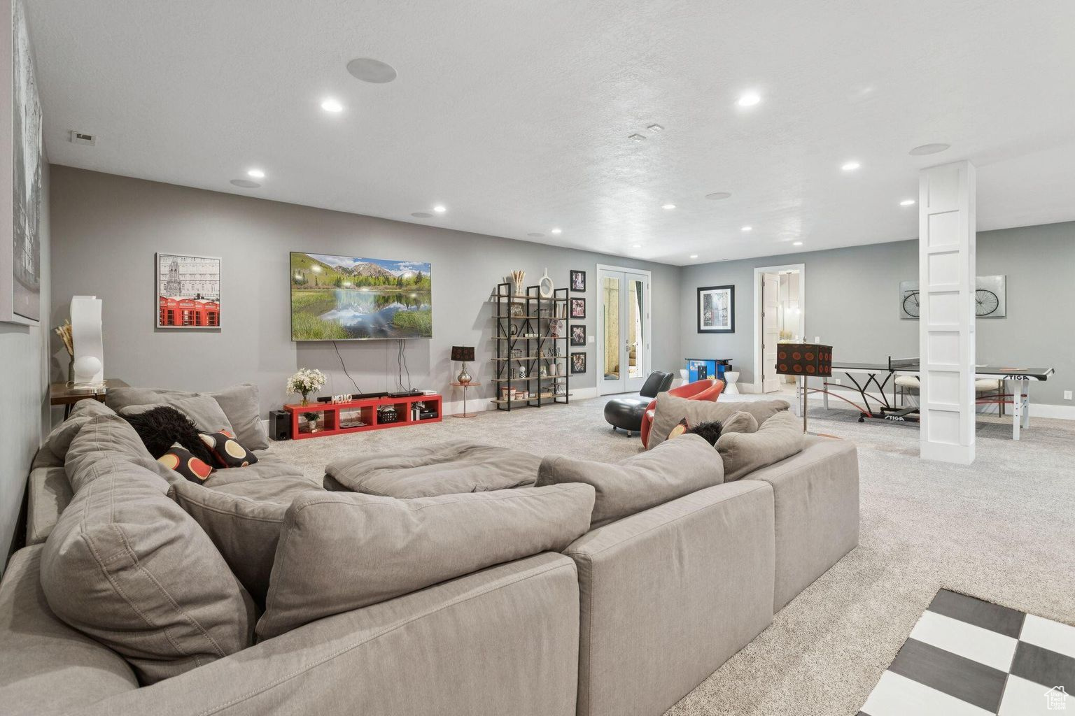 THREE FARMS ESTATES - Residential