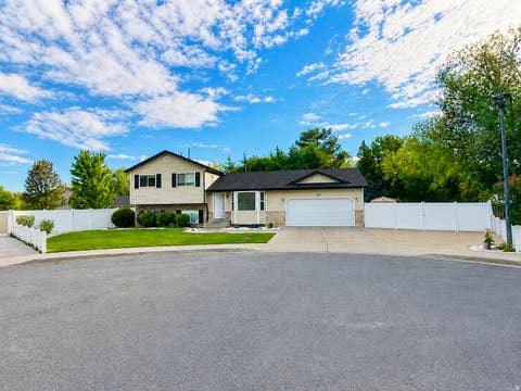 Homes For Sale - 1037 W 550<br/> Pleasant Grove, UT 84062