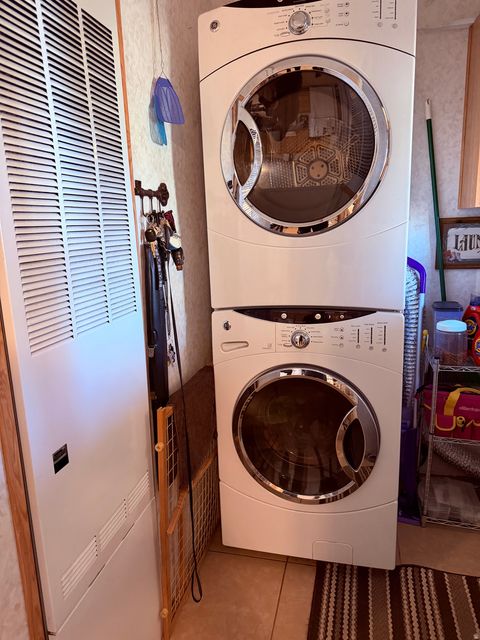 Tiny photo for 2037 N 250 W, Vernal, UT 84078 (MLS # 2134281)