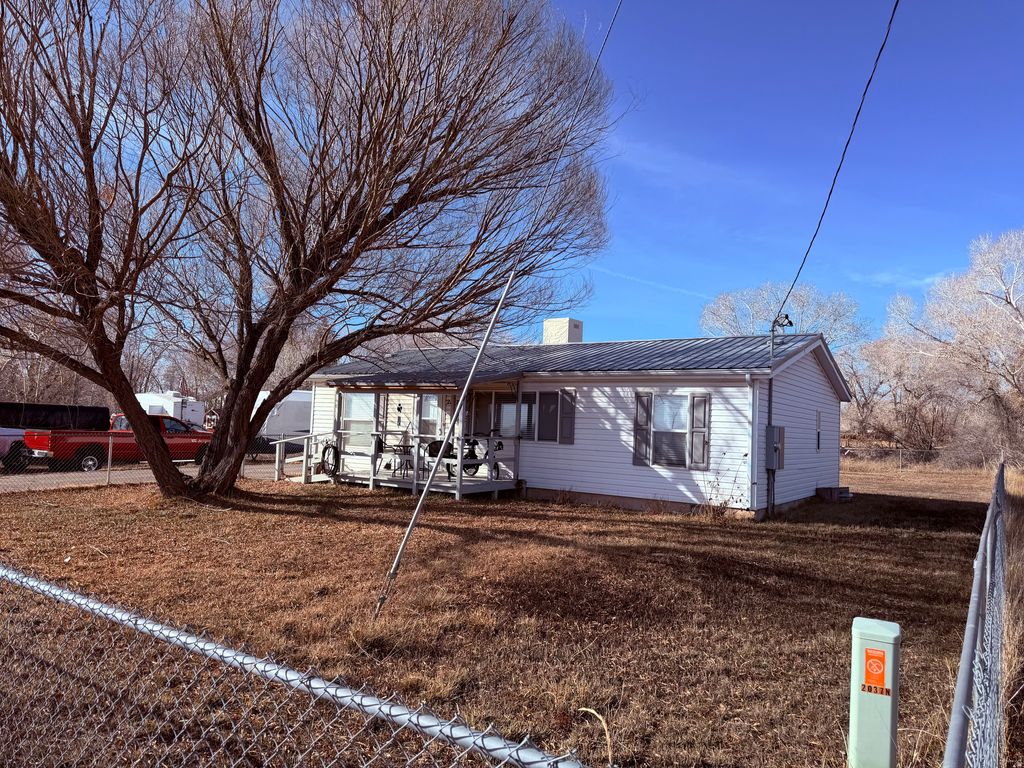 Photo of 2037 N 250 W, Vernal, UT 84078 (MLS # 2134281)