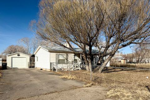 Photo of 2037 N 250 W, Vernal, UT 84078 (MLS # 2134281)