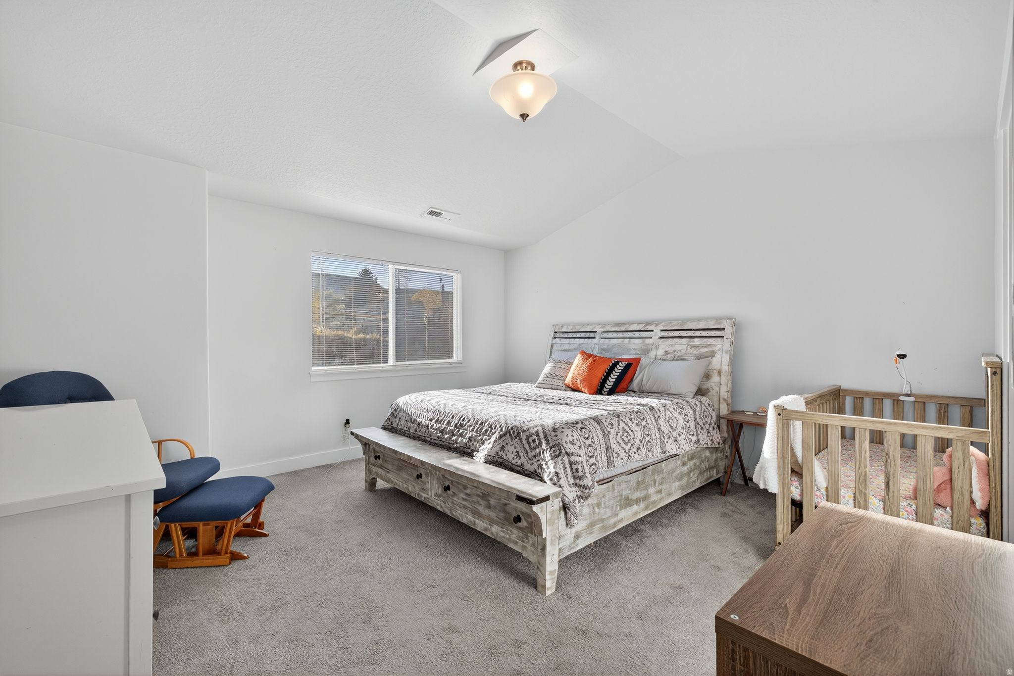 BRINGHURST STATION - Residential