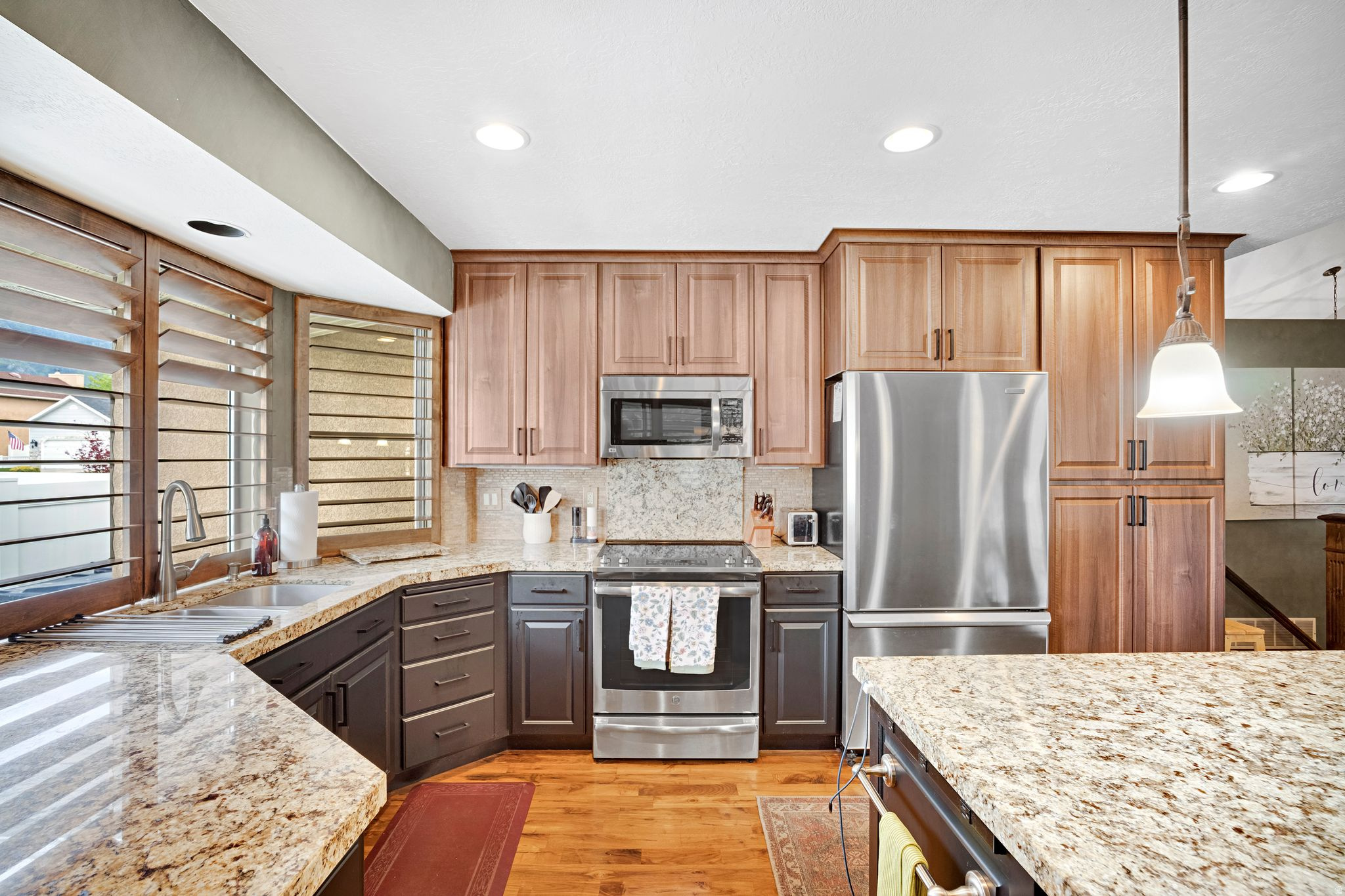 CANYON VILLAGE - Residential