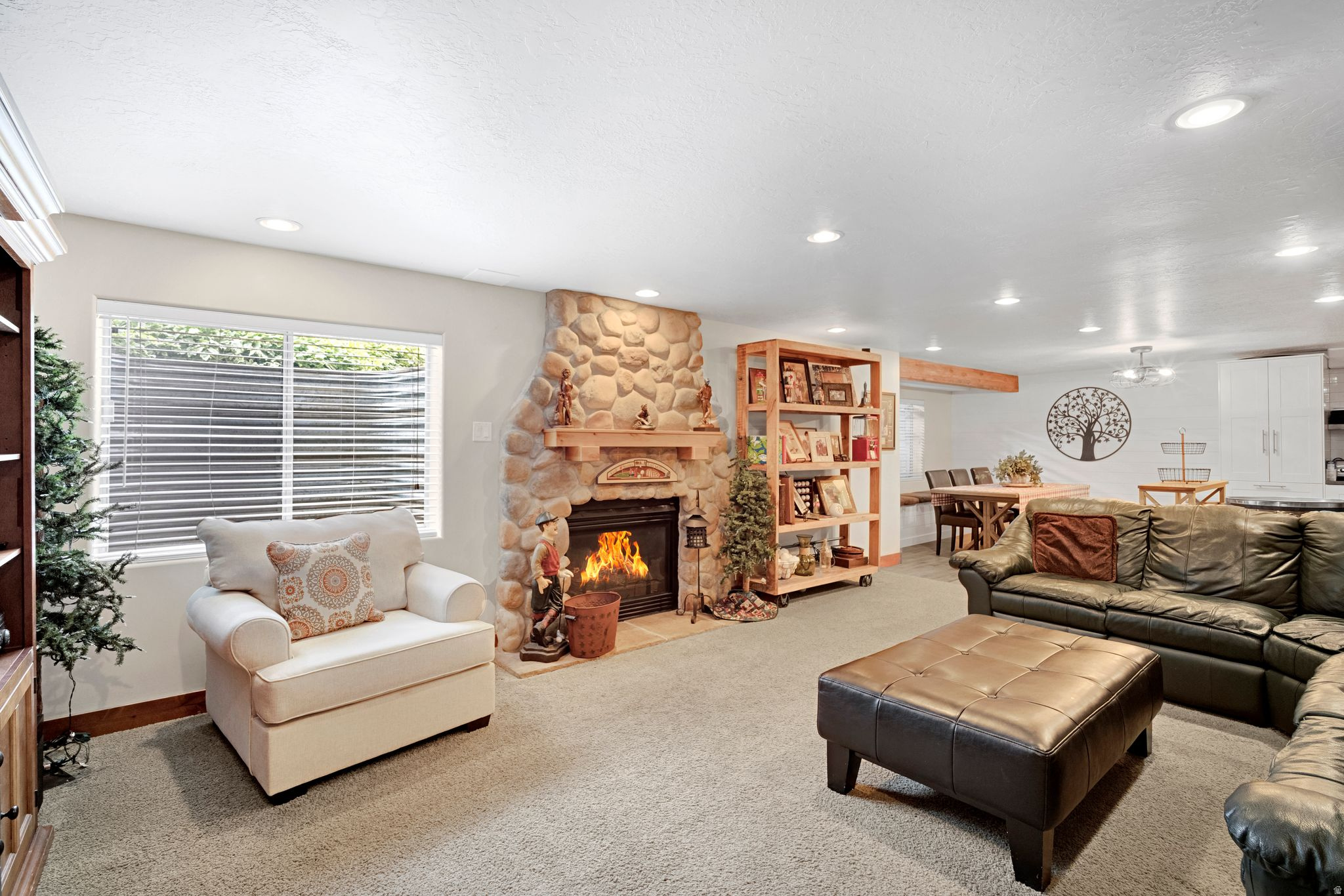 CANYON VILLAGE - Residential