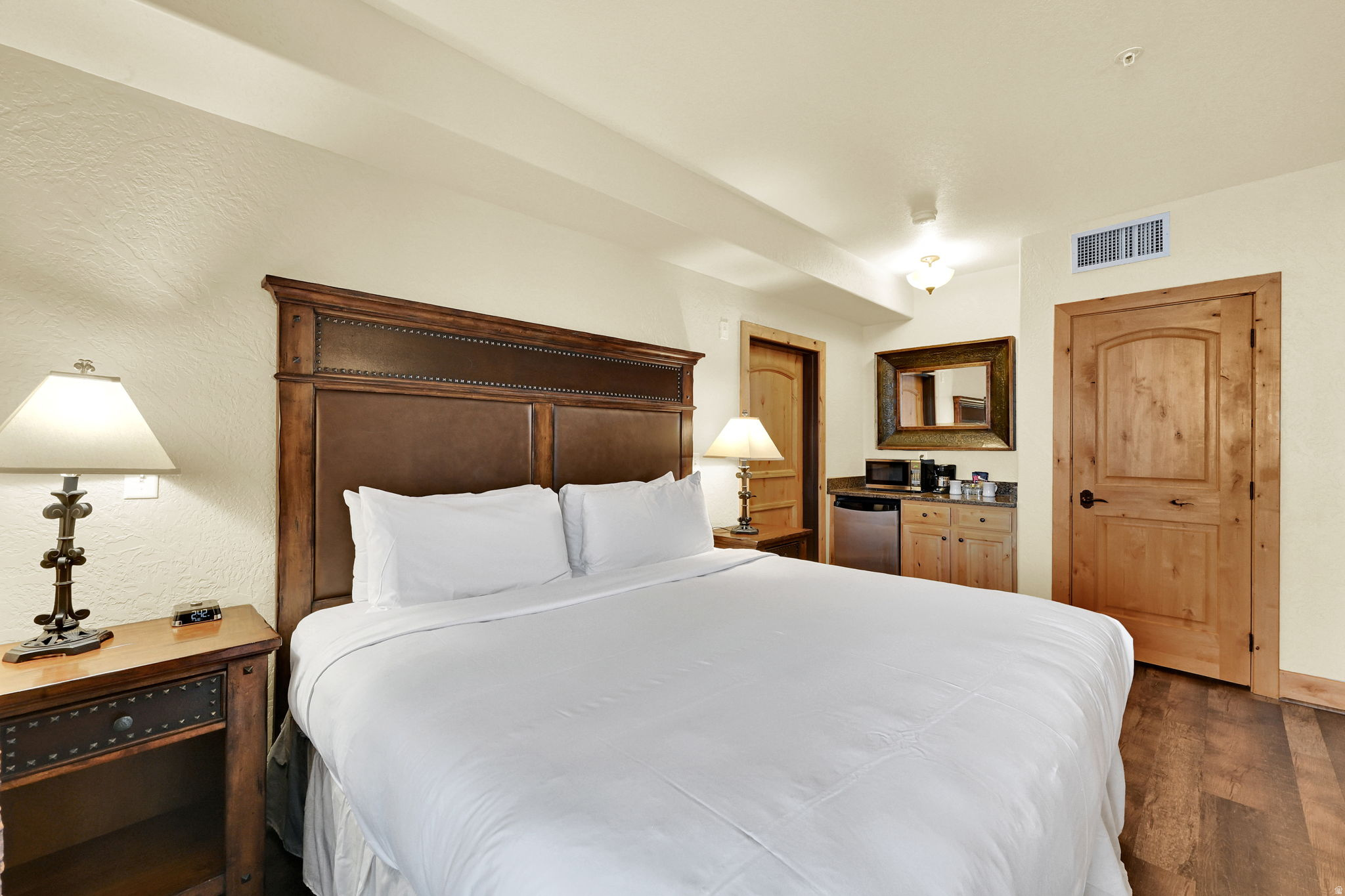 SILVERADO LODGE - Residential