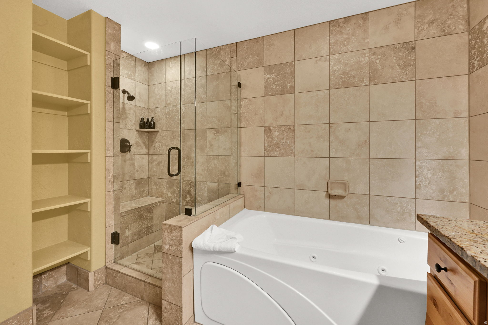 SILVERADO LODGE - Residential