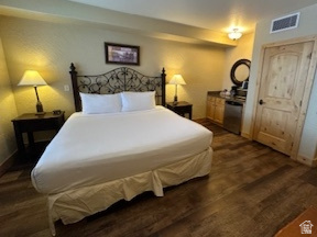 SILVERADO LODGE - Residential