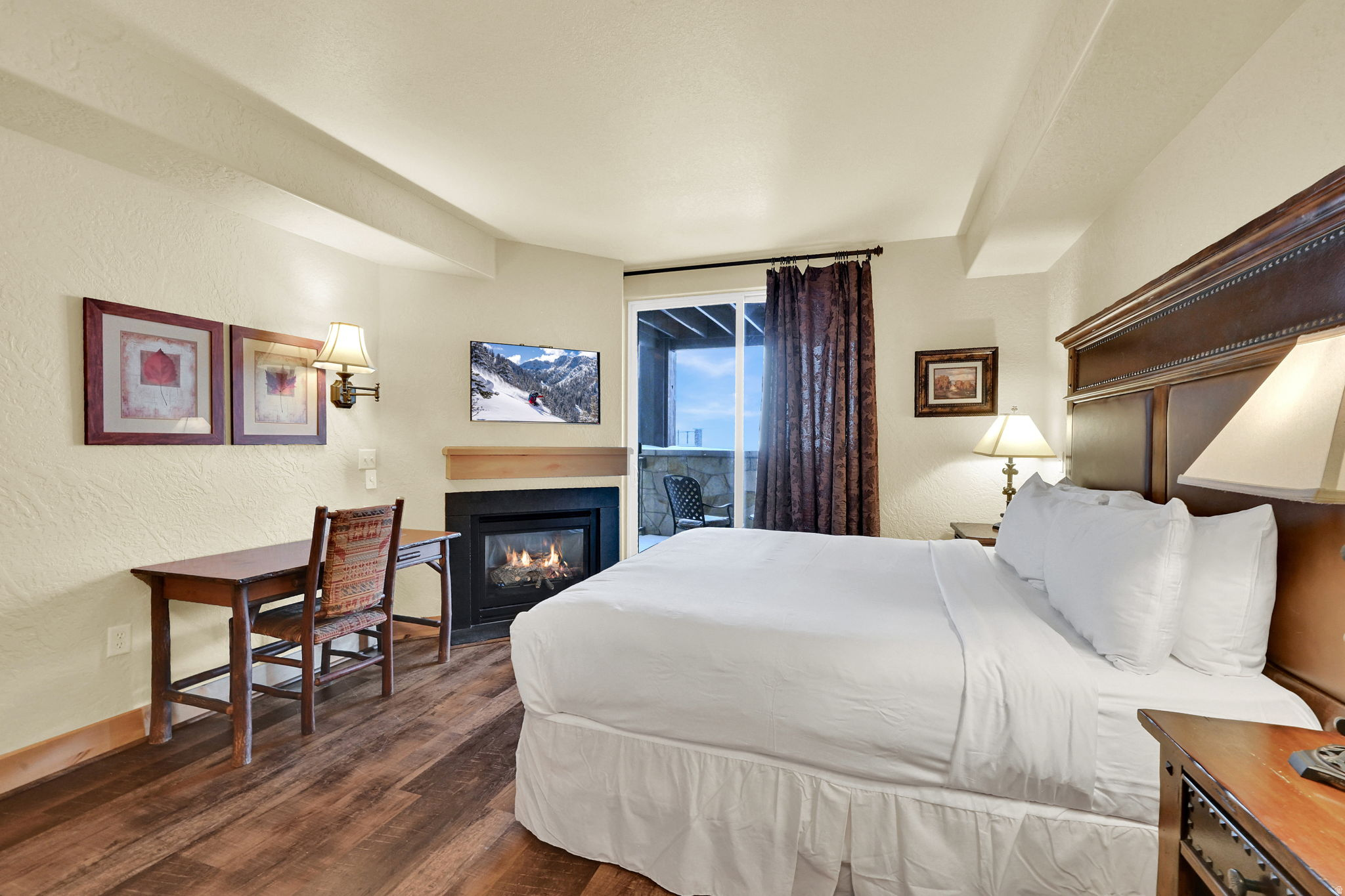 SILVERADO LODGE - Residential