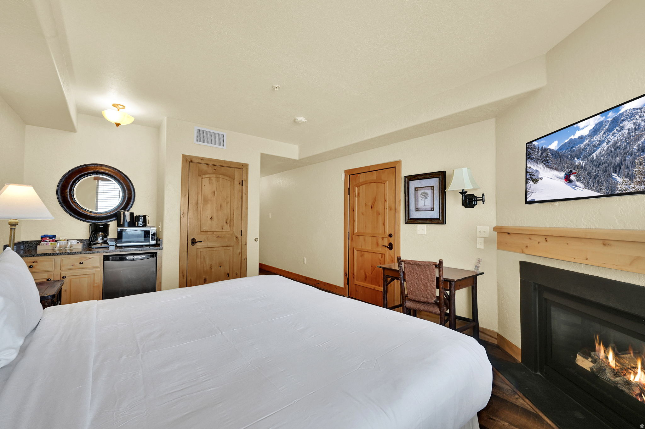 SILVERADO LODGE - Residential