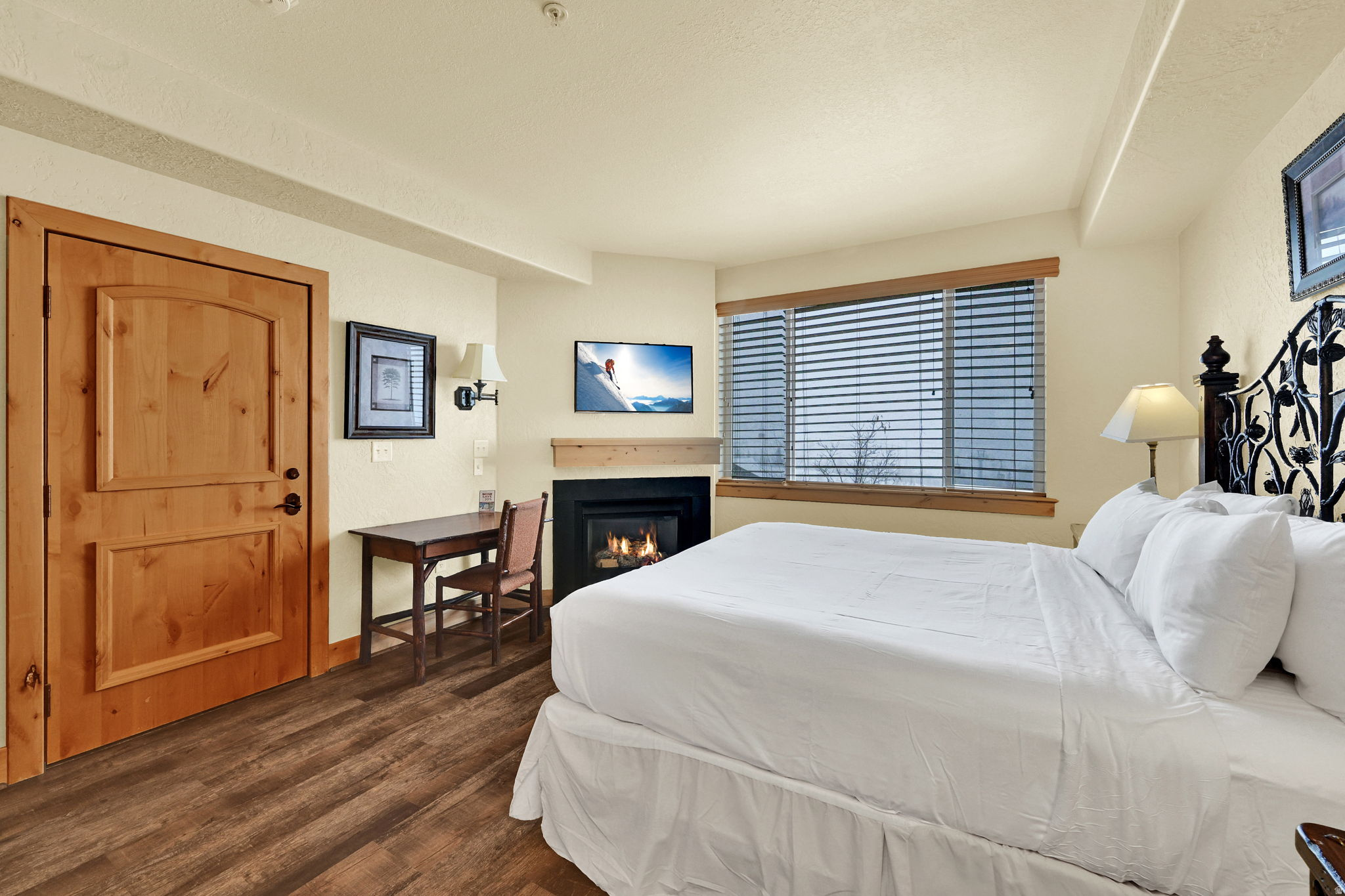 SILVERADO LODGE - Residential