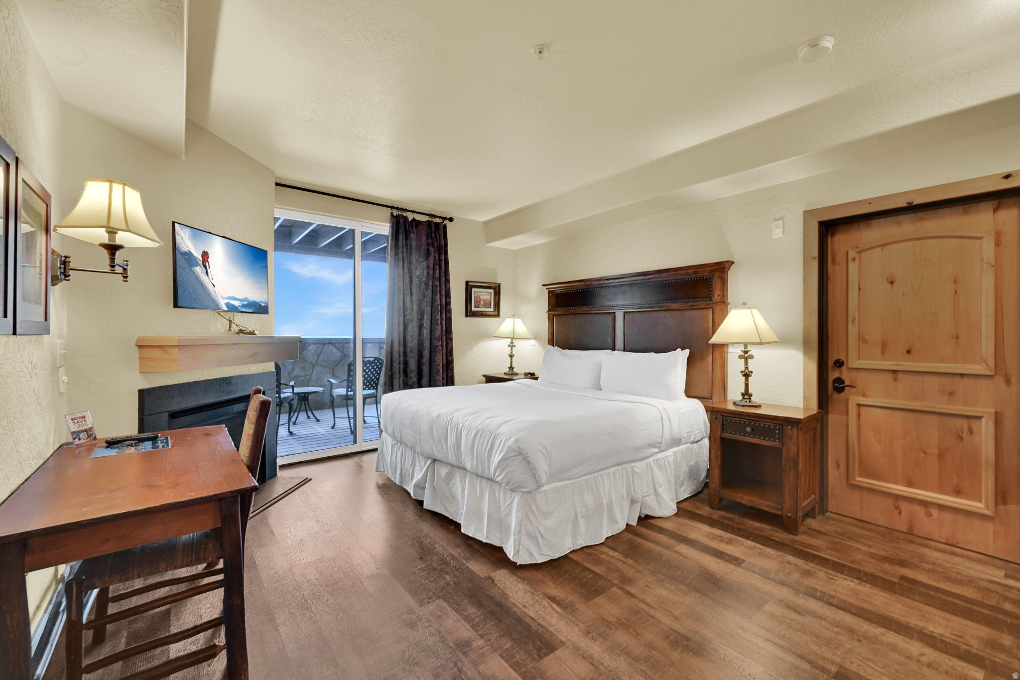 SILVERADO LODGE - Residential